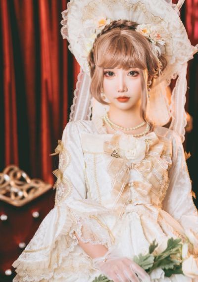 《四位少妇按摩记》中文