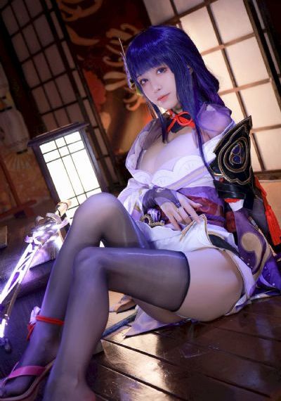 受辱教师娇妻呻吟交换电影
